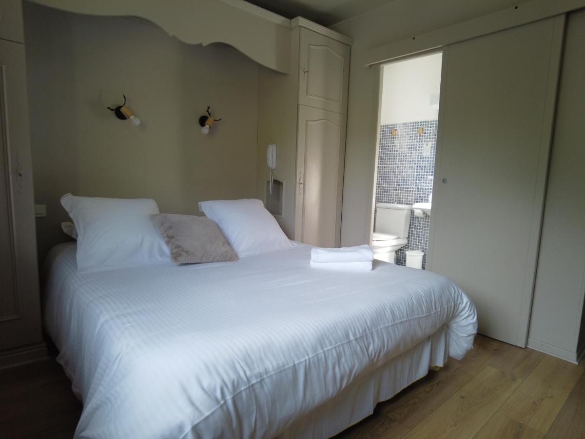 Hotel La Rencluse Saint-Mamet Экстерьер фото