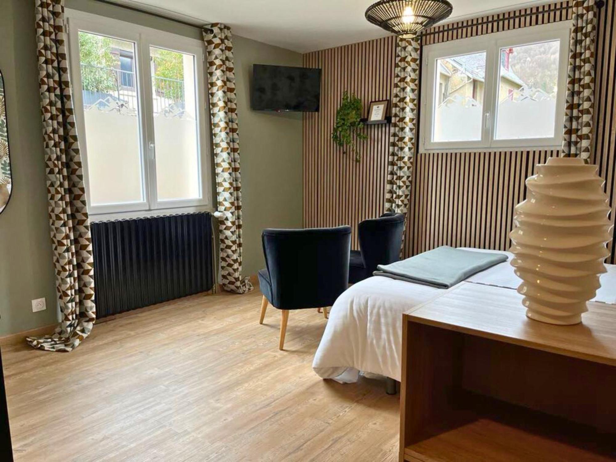 Hotel La Rencluse Saint-Mamet Экстерьер фото