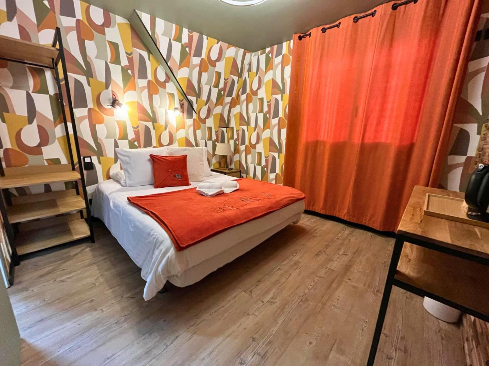 Hotel La Rencluse Saint-Mamet Экстерьер фото