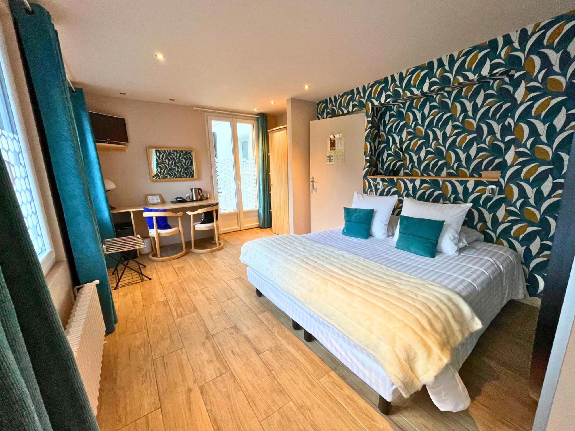 Hotel La Rencluse Saint-Mamet Экстерьер фото